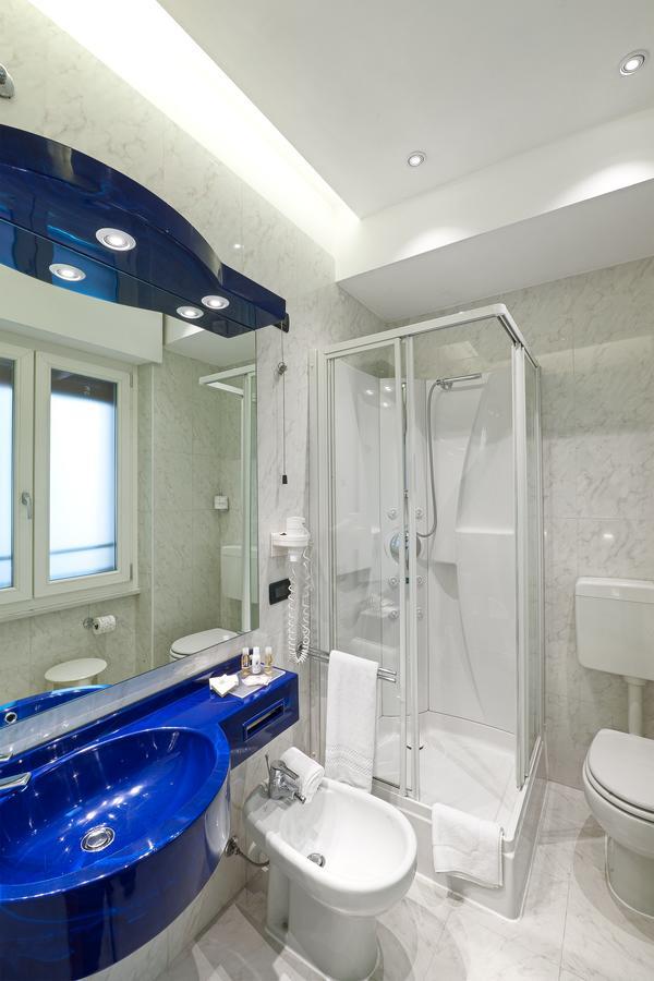 มัสติโน รูมส์ Hotel เวโรนา ภายนอก รูปภาพ